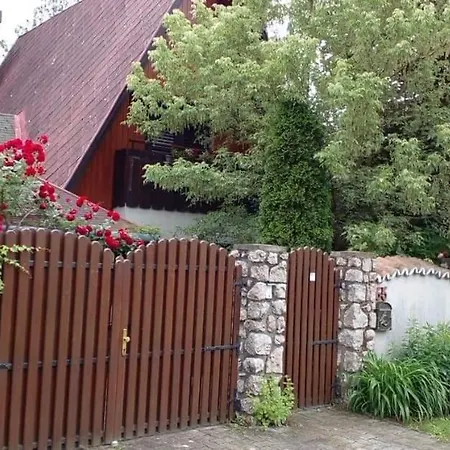 Faludi Vendeghaz * Vonyarcvashegy