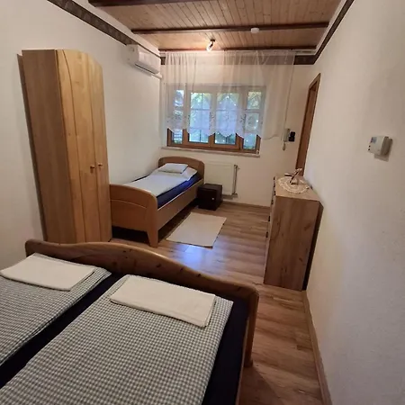 Faludi Vendeghaz Vonyarcvashegy